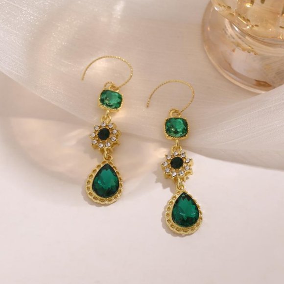 🍏50% OFF/3+...Emerald Green Crystals Dangle Earrings - Picture 5 of 10